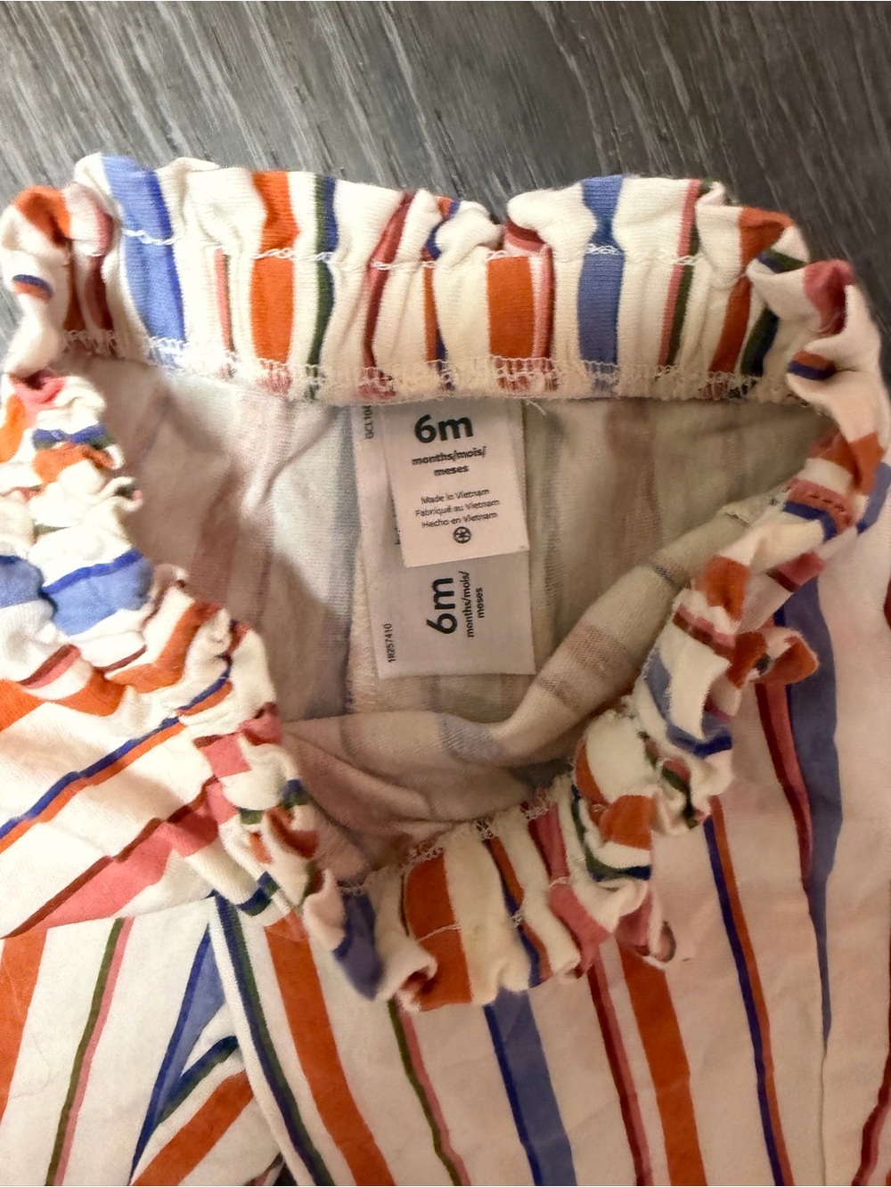 Carter's Pink Ruffle Sleeve Top with Multi-Stripe Shorts - Picture 5 of 7